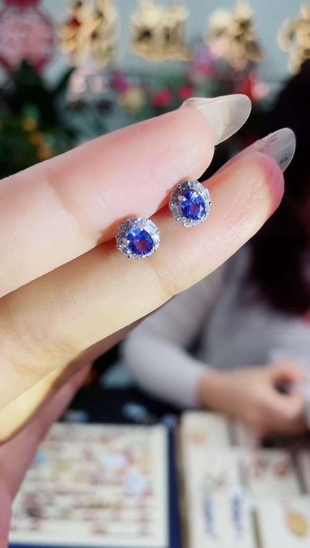 【闪购商品】蓝宝石耳饰银S925镶嵌耳饰