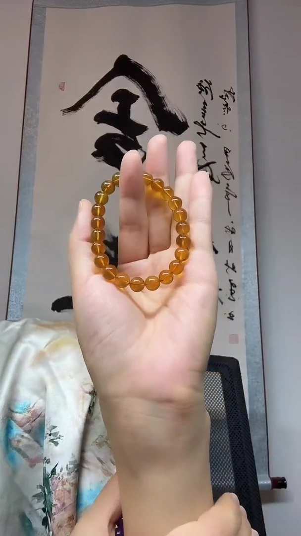 未镶嵌琥珀手串约卡8