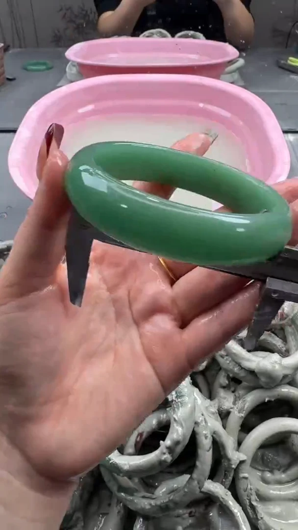 未镶嵌手镯石英质玉1 6768