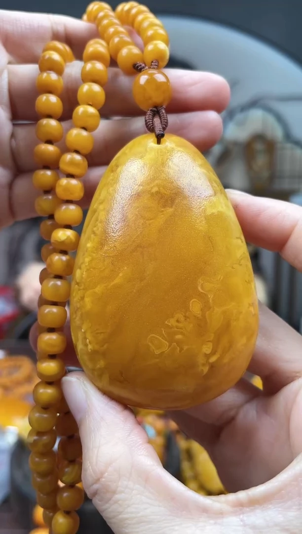 【闪购商品】琥珀裸石未镶嵌首饰 假1赔4 （多样性发货1件