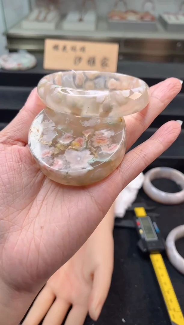 未镶嵌手镯石英质玉60圈口（赠品镯心）2s96106