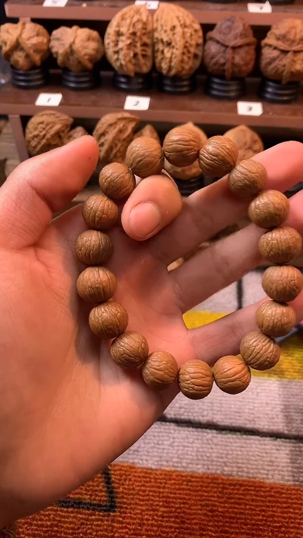 把件猴头核桃猴头凤羽14