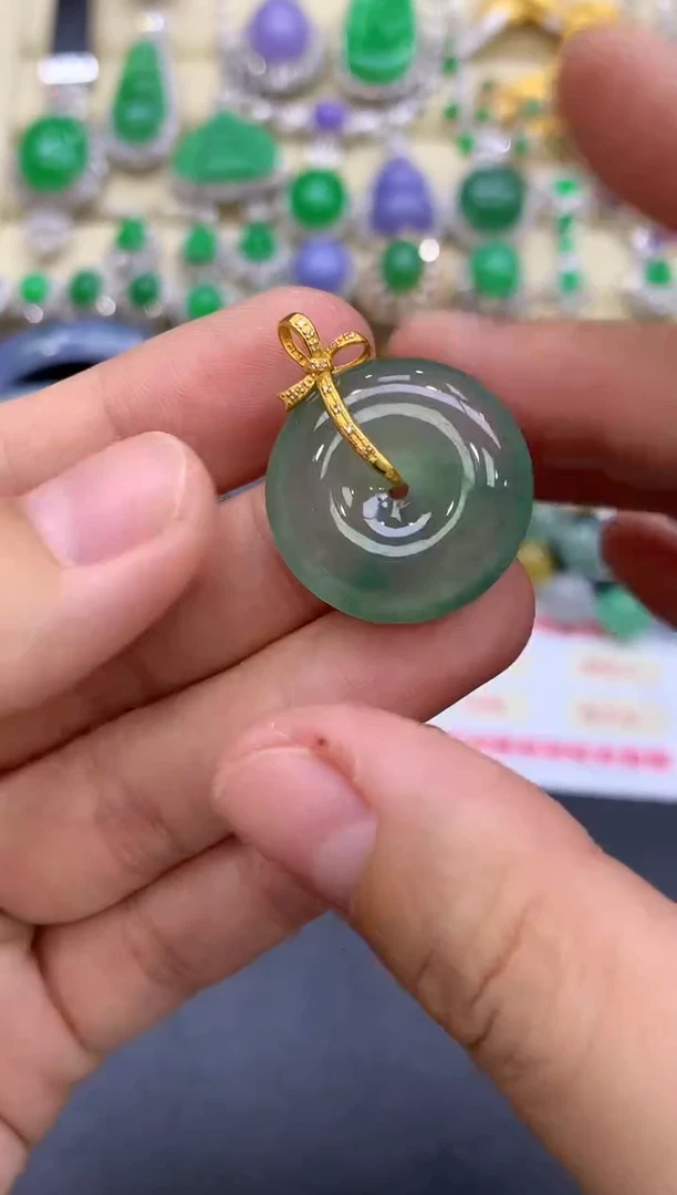 颈饰18K金镶嵌翡翠404-中国好珍宝