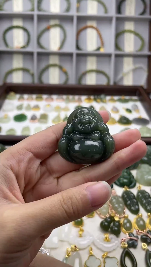 吊坠(不含链)未镶嵌和田玉吊坠(不含链) 未镶嵌 和田玉