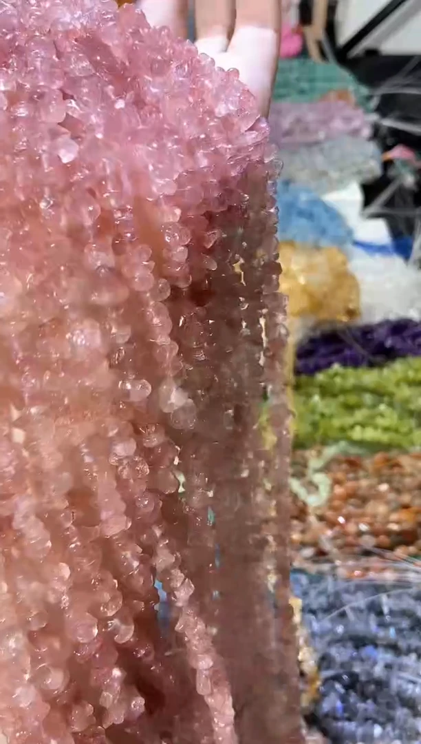 水晶珠宝半成品未镶嵌白水体草莓晶
