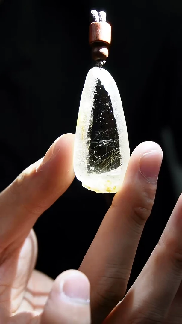 吊坠(赠链)未镶嵌水晶水晶