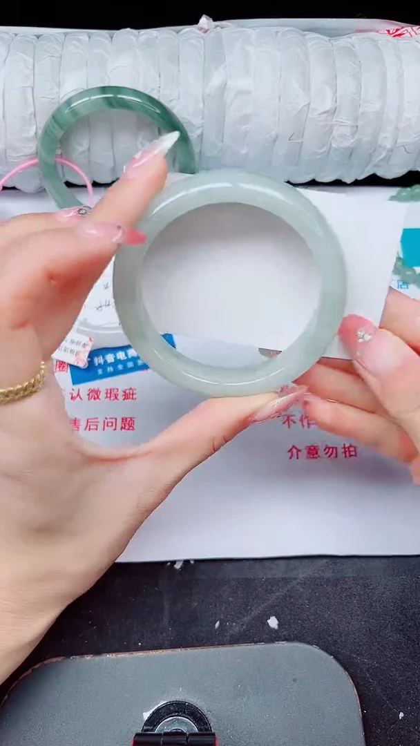 未镶嵌手镯石英质玉165-57/58