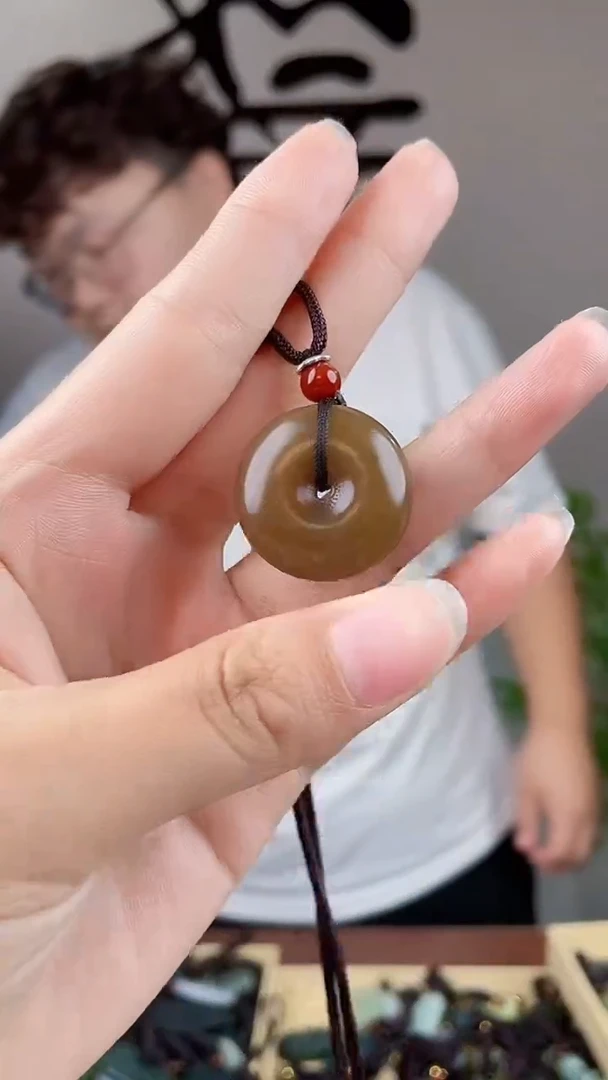 和田玉未镶嵌挂件拍一发一，多样性发货
