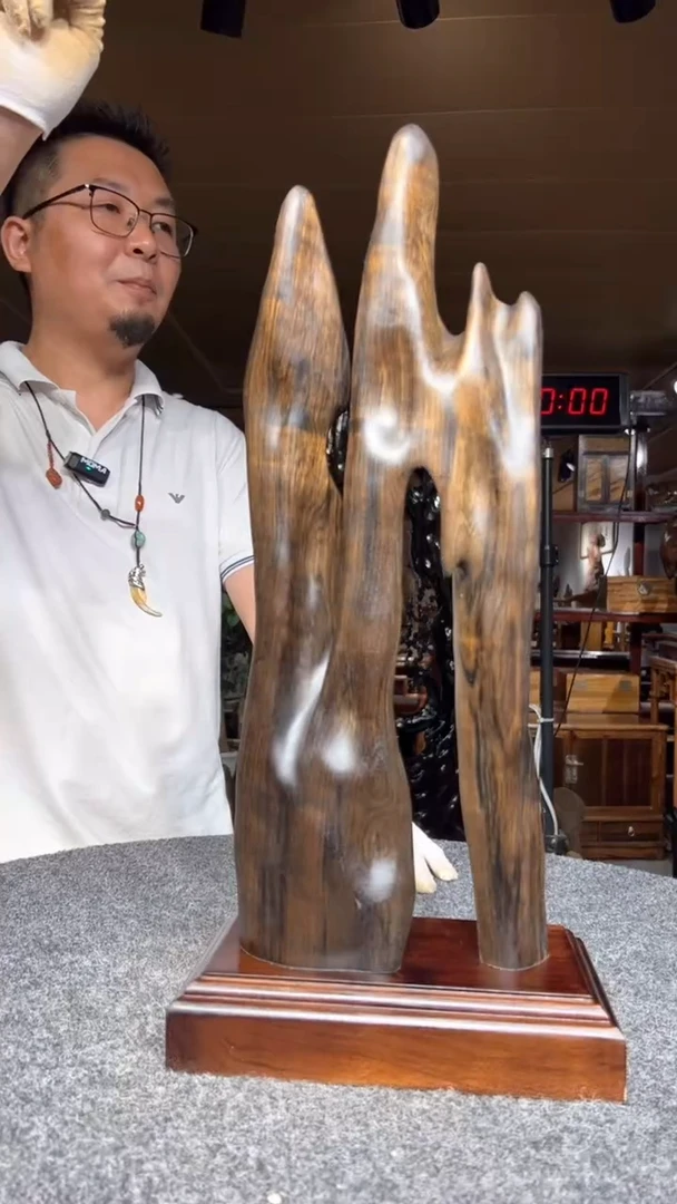 金丝楠冲****霸金丝楠木小叶桢楠