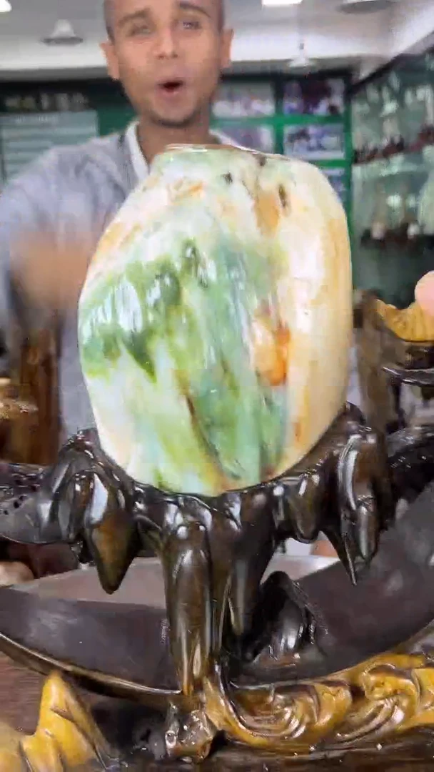 缅甸天然树化玉摆件