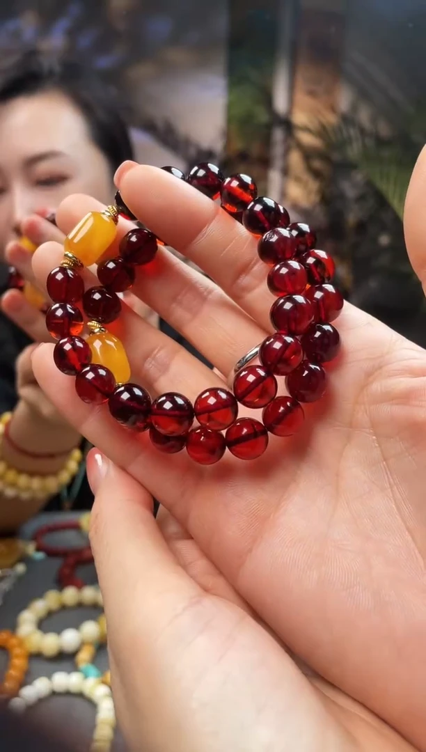 【闪购商品】琥珀手链未镶嵌福利 手链9mm 多样性发货 发其一