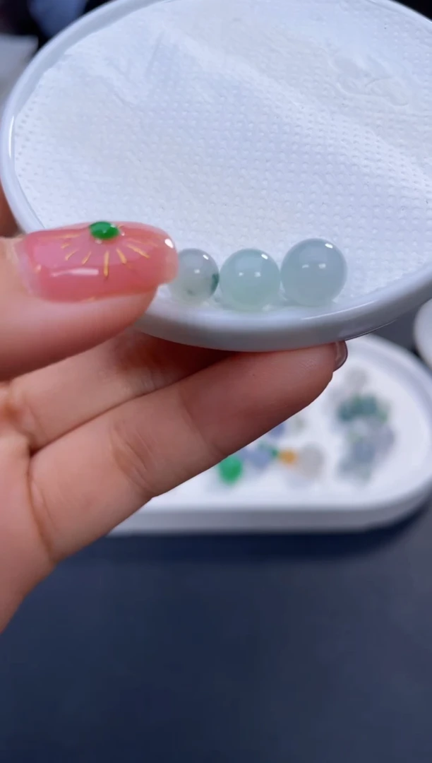 颈饰未镶嵌翡翠小*记啊A124