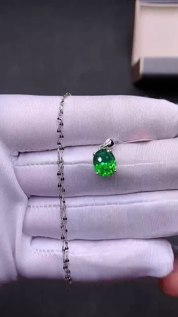 【闪购商品】石榴石（沙弗莱）颈饰银S925镶嵌.......