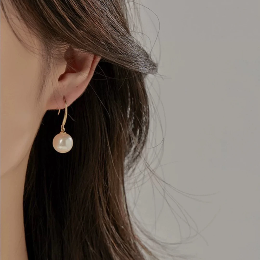 264 格兰琳白色珍珠耳钩