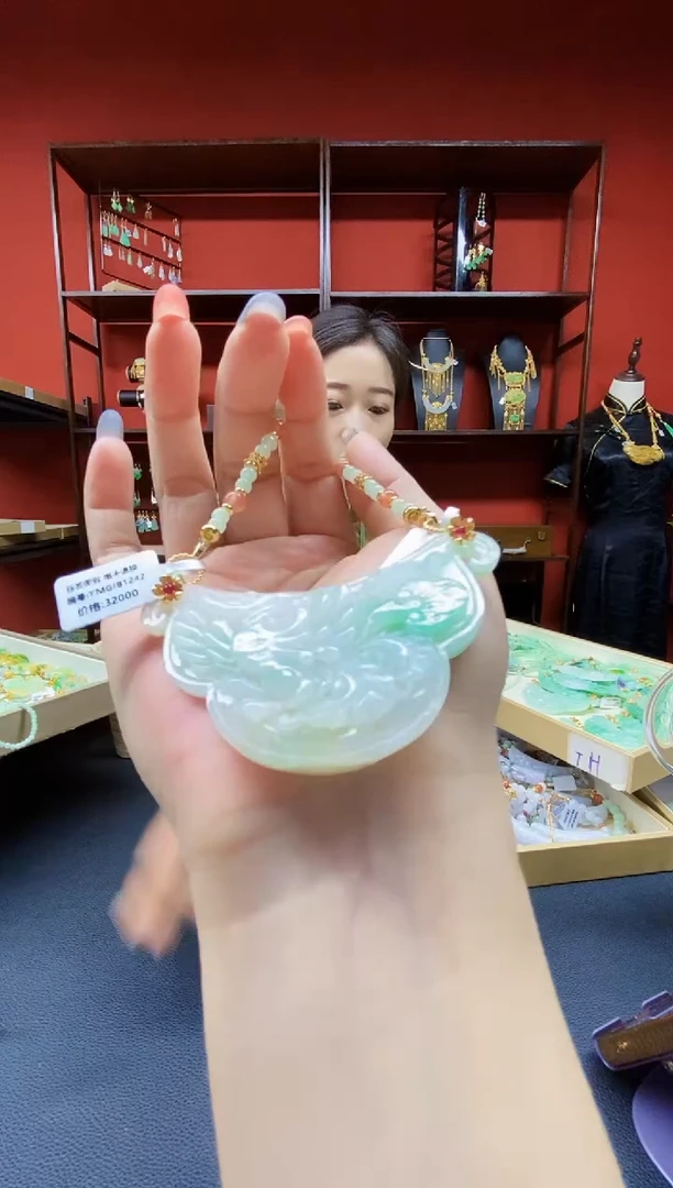 颈饰未镶嵌翡翠翡翠吊坠