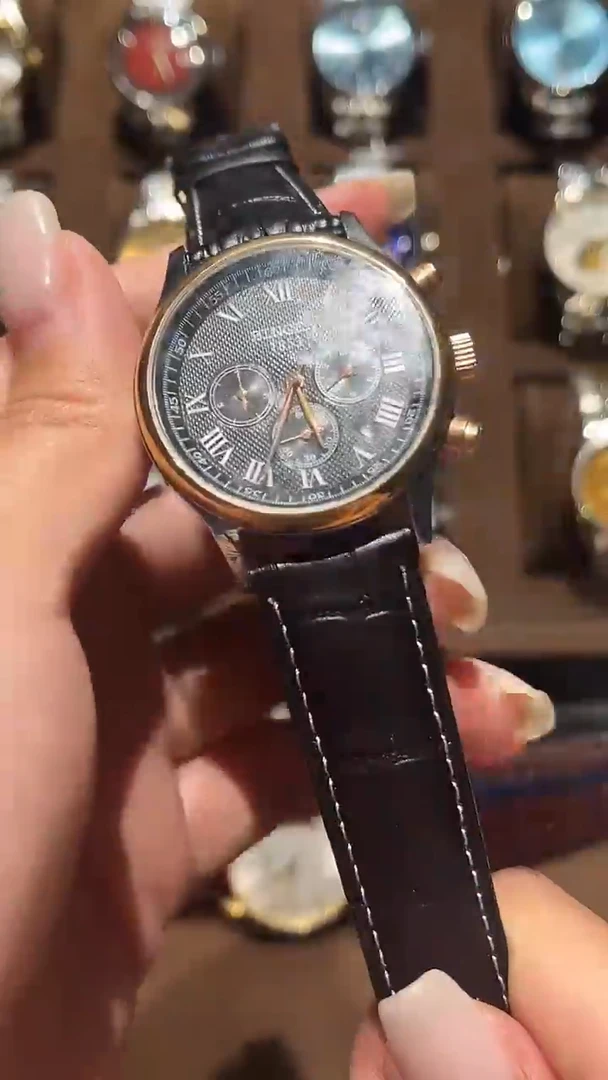 精钢孤品闪电购手表一个