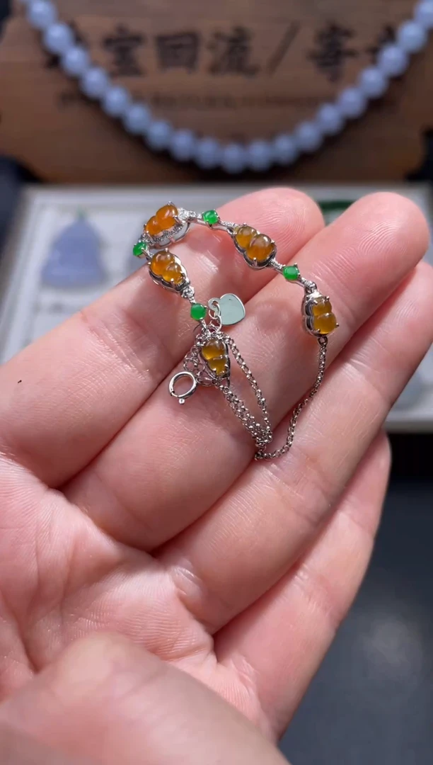 【闪购商品】翡翠手链18K金镶嵌31.........