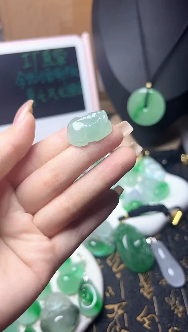 颈饰未镶嵌翡翠所见即所得，一图一物