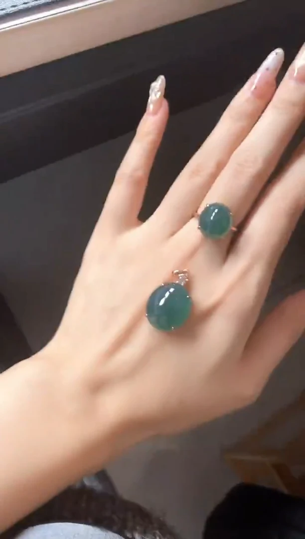 银S925镶嵌戒指翡翠51511