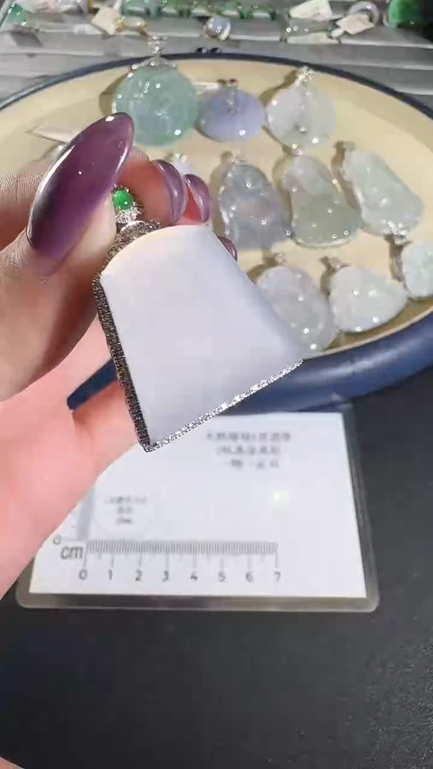 吊坠(不含链)18K金镶嵌翡翠【源头工厂】钻石镶嵌