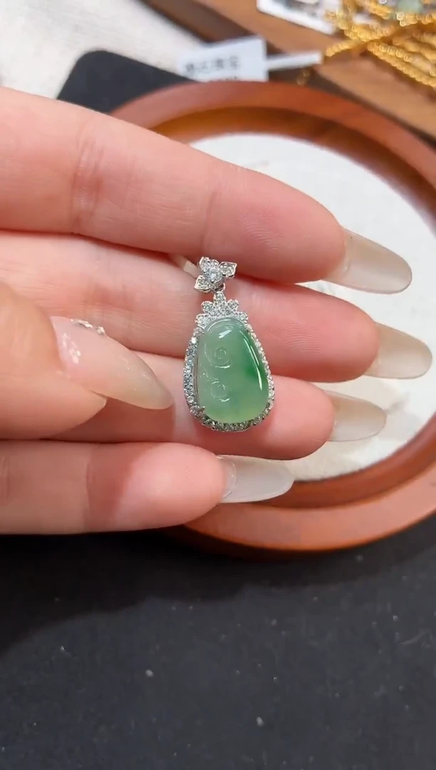 吊坠(不含链)银S925镶嵌翡翠【挽石珠宝】如意