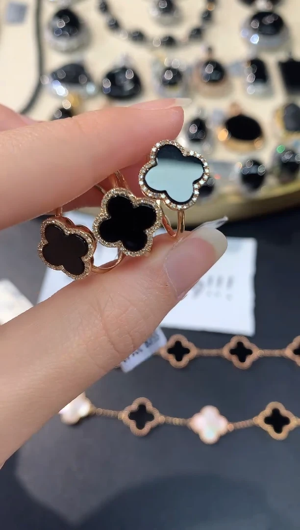 18K金镶嵌戒指翡翠W175|多样性发其一|1980