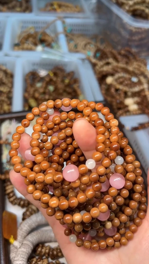 吊坠(赠链)未镶嵌和田玉库克卡6mm设计款 单圈