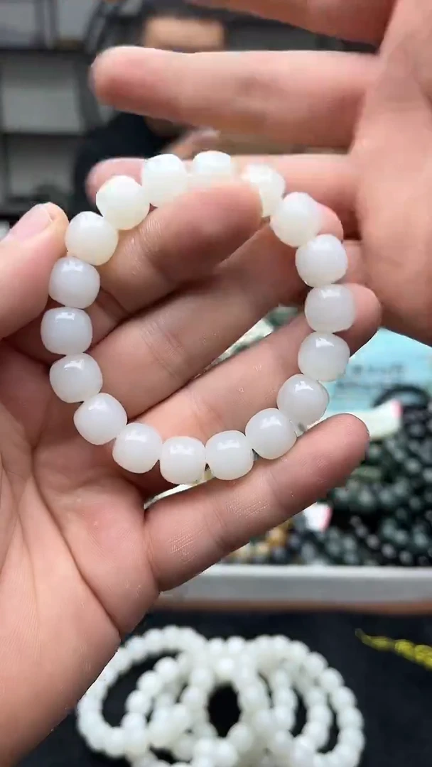 未镶嵌手串和田玉新疆且末天泰料白玉12