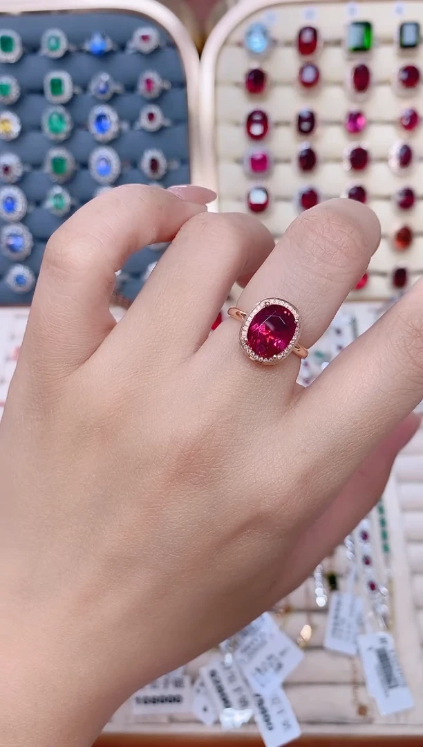 18K金镶嵌碧玺戒指碧玺3.2ct