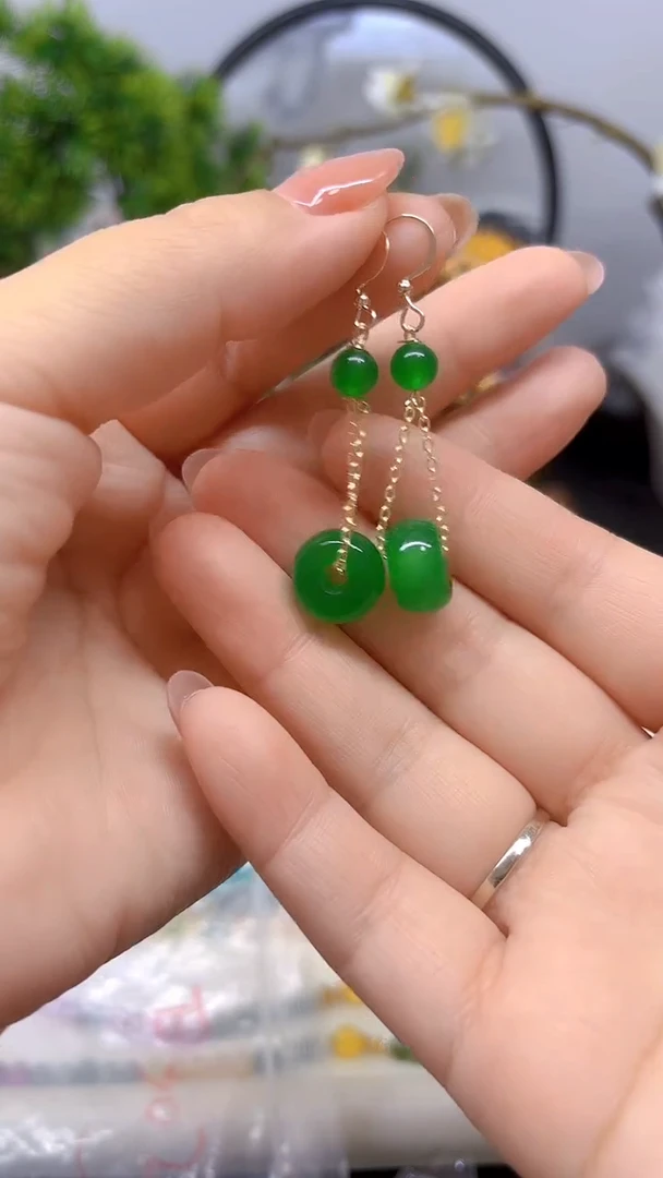 14K金镶嵌翡翠耳饰E303