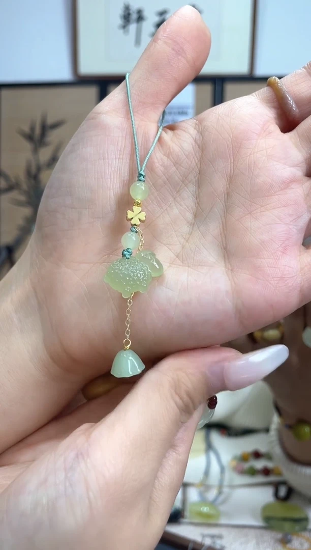 【闪购商品】岫玉手机链未镶嵌多样性发货其中发一