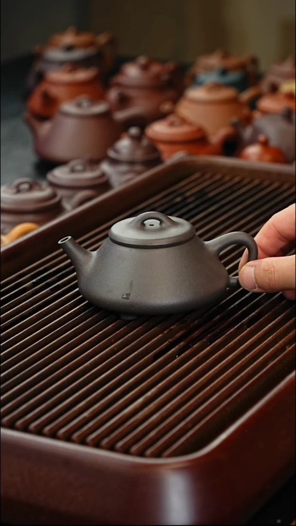 茶壶紫砂至纯天青任瓢壶170cc