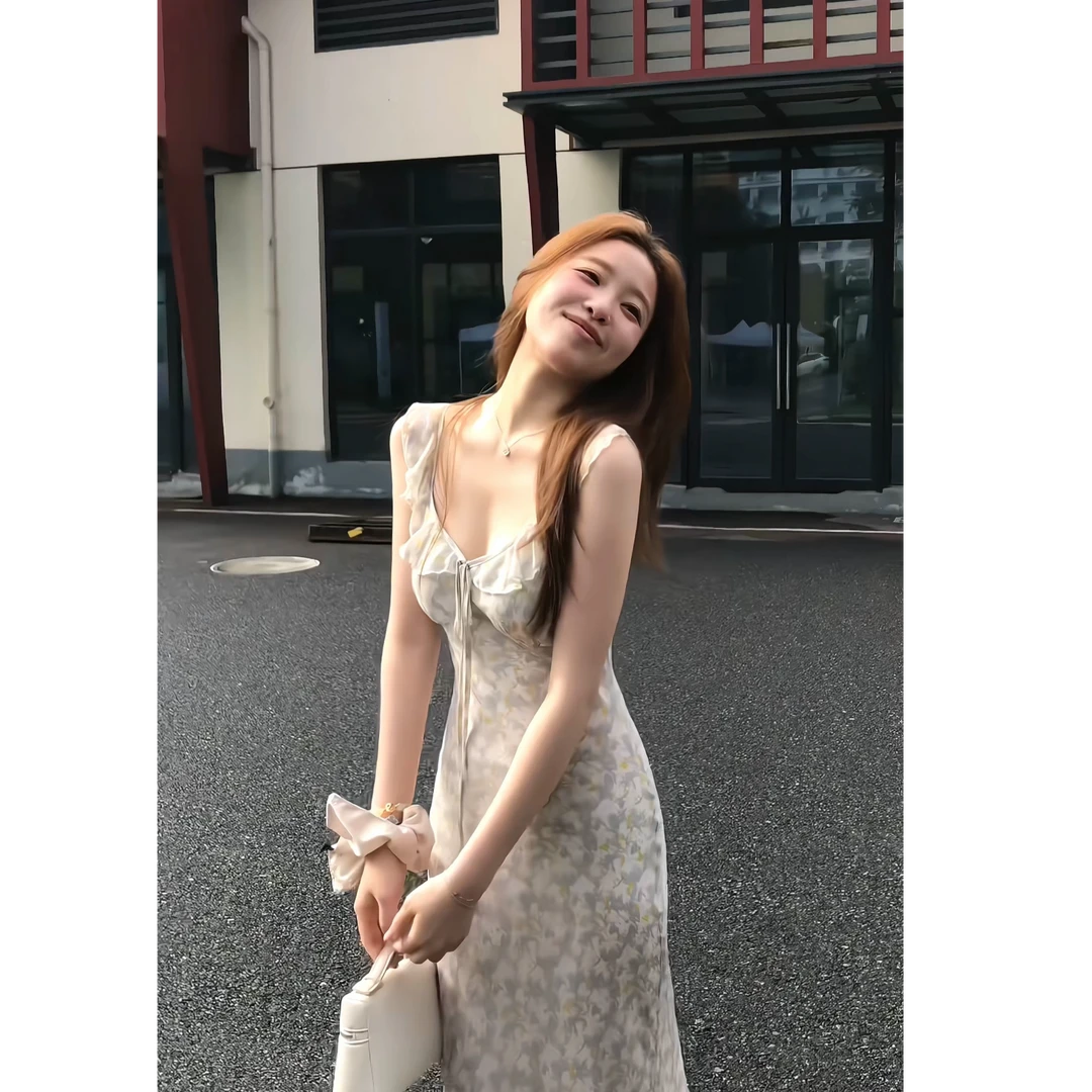 小什么小【蕙质兰心】淡紫色U领法式木耳边连衣裙