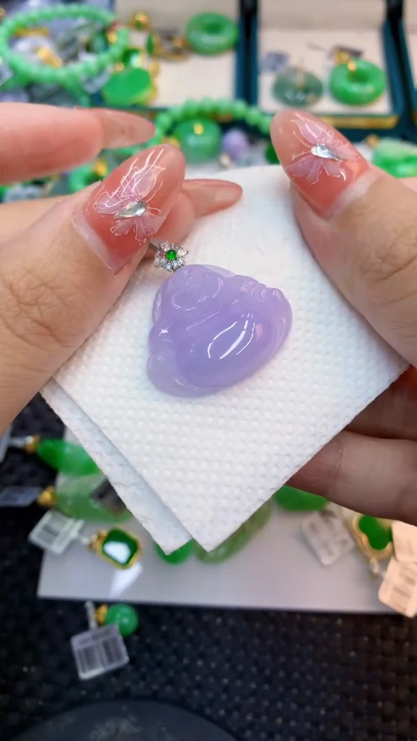颈饰18K金镶嵌翡翠11