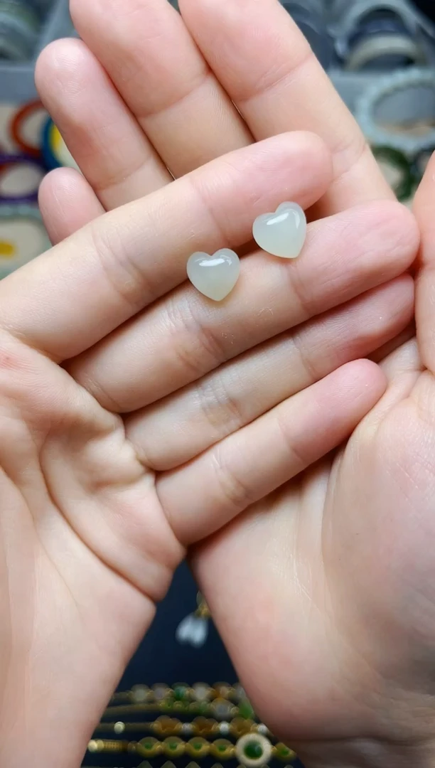 和田玉银S925镶嵌耳饰爱心耳钉06