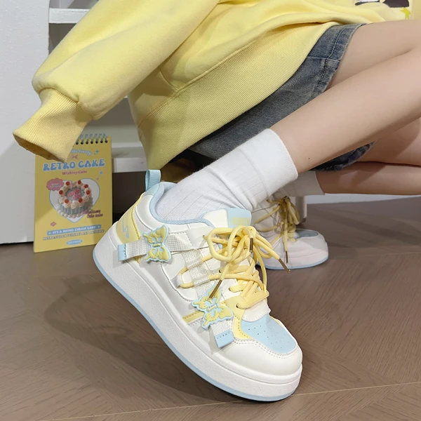 人本女鞋子小个子增高厚底小白鞋甜妹配裙子2025夏季不累脚板鞋女