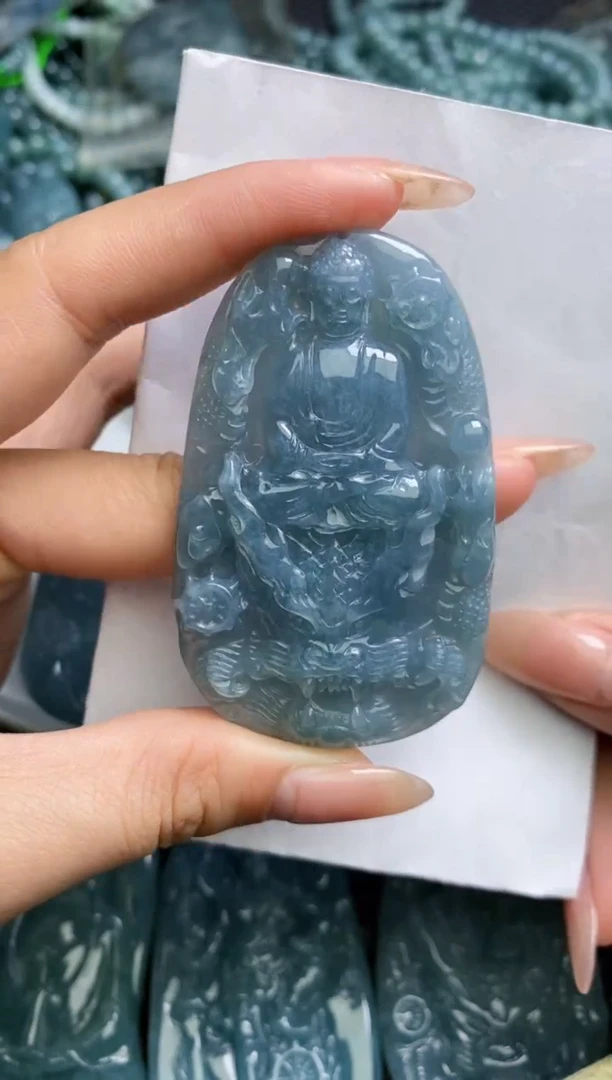 【闪购商品】翡翠颈饰未镶嵌