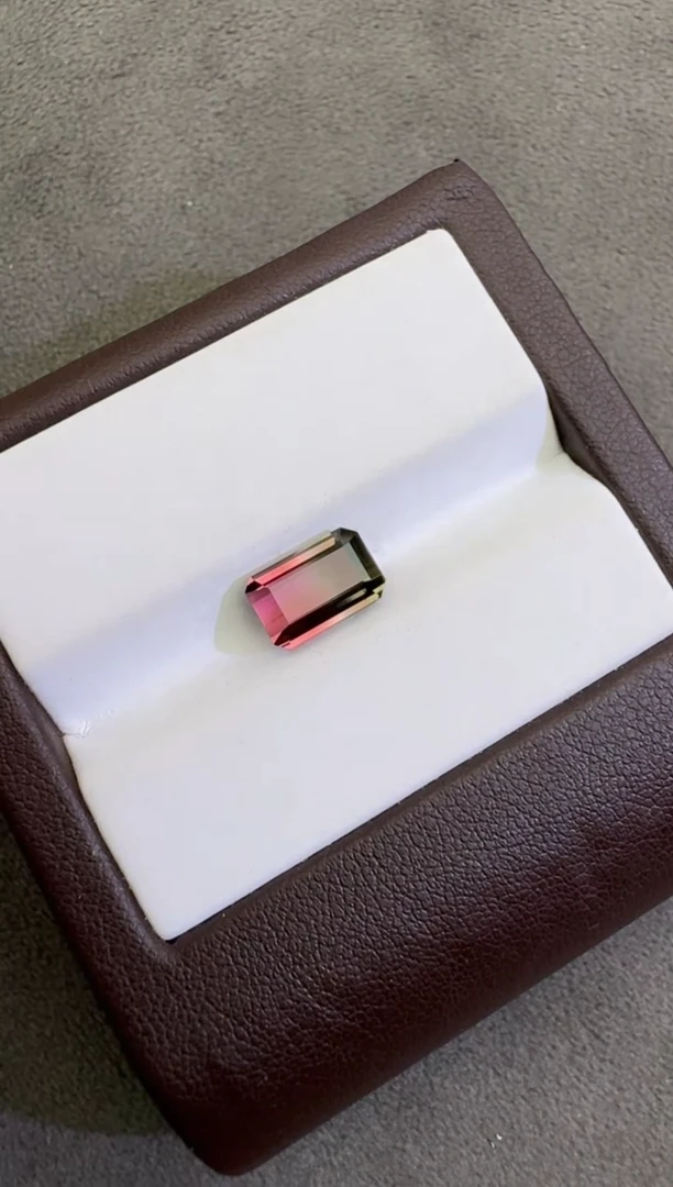 珠宝奇石未镶嵌碧玺3.05ct