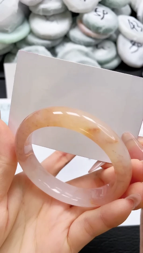 石英质玉手镯未镶嵌92-58