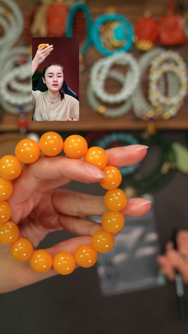 手串蜜蜡未镶嵌八***?遇见匠心品质回血