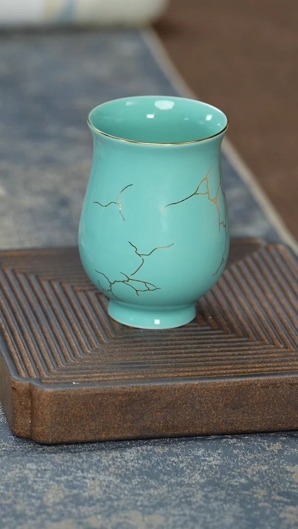 【绿松石金络美人杯】【12西泠礼盒】