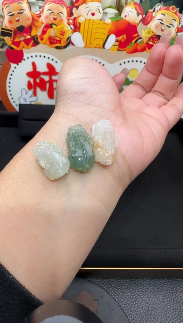 吊坠(不含链)未镶嵌翡翠貔貅多样性发货其一