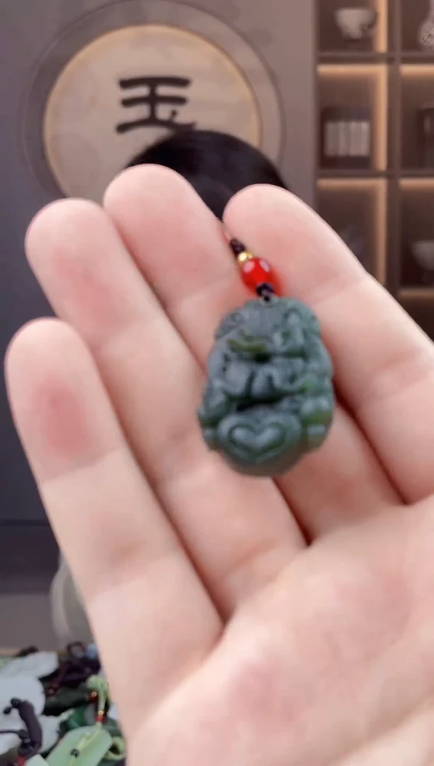颈饰未镶嵌和田玉拍一发一，多样性发货