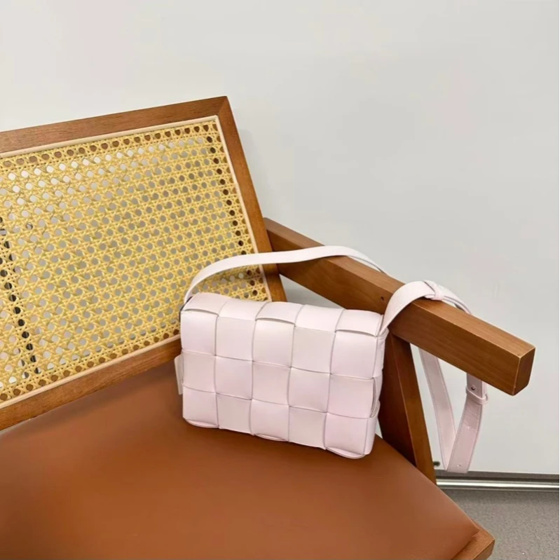 95新 BOTTEGA VENETA/葆蝶家 乱乱子中古/女士/单肩包/111915