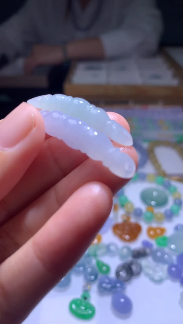 未镶嵌定制翡翠毛货