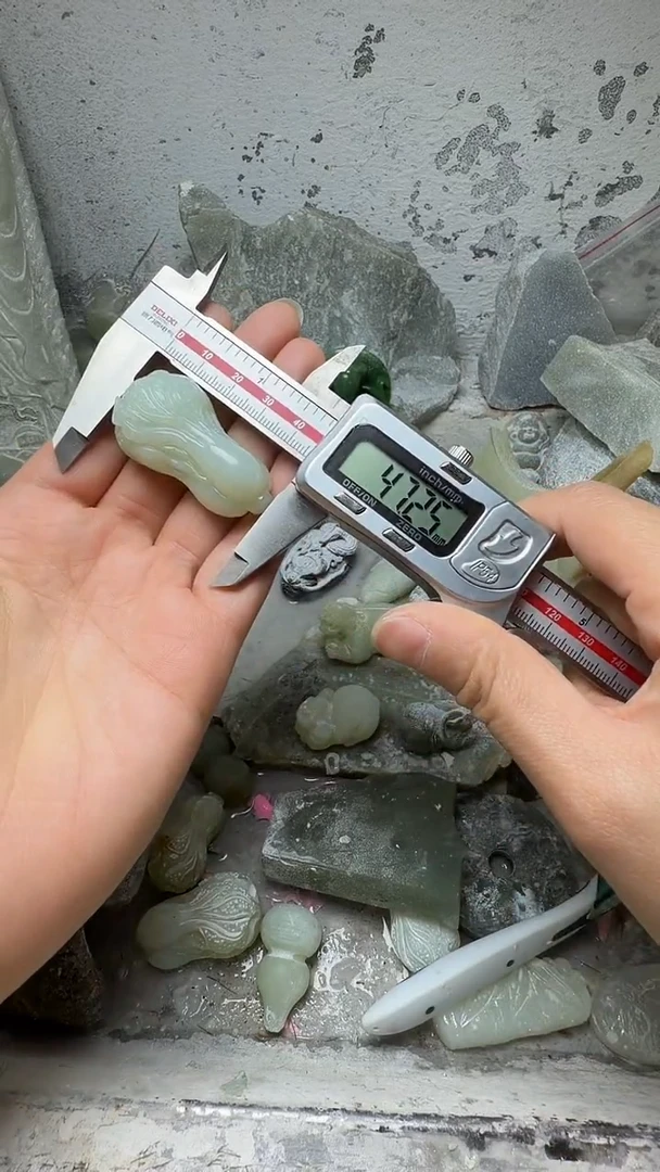 吊坠(赠链)未镶嵌和田玉玉白菜