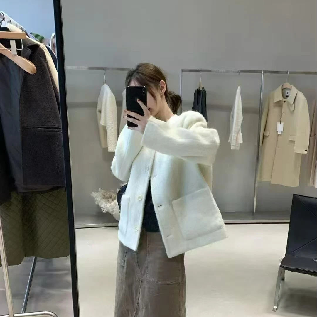 85178欧尼的私服 富士山纽扣羽绒小香外套