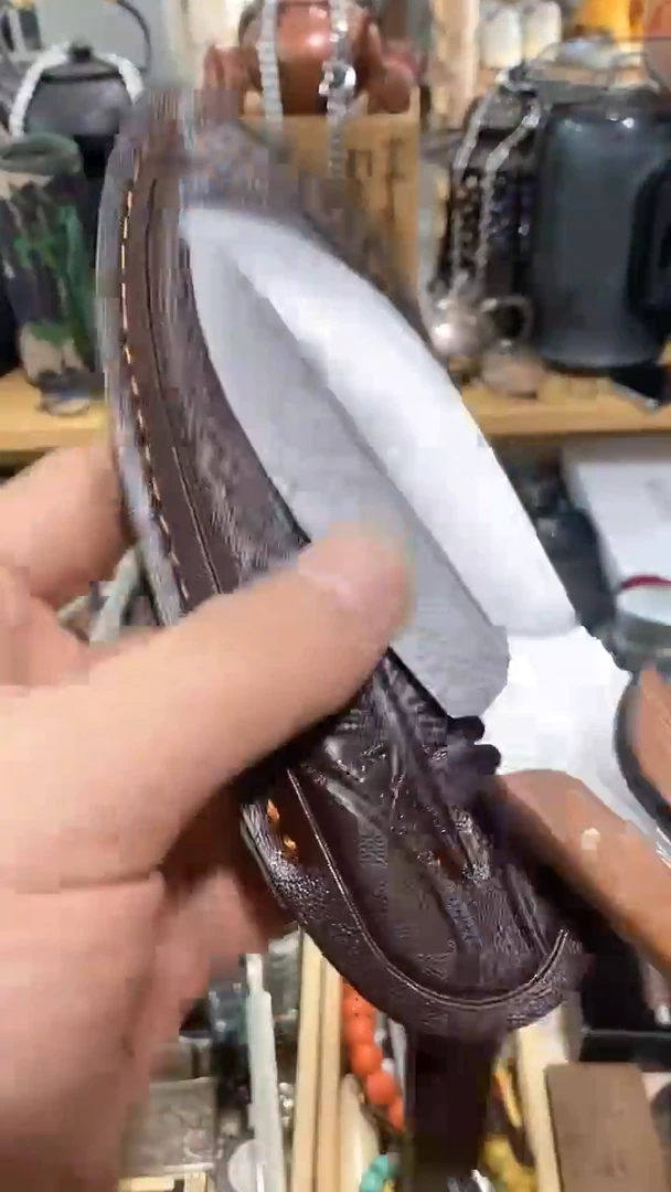 瓷片闪购商品  如图所示