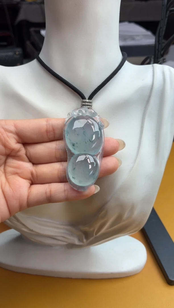 吊坠(不含链)未镶嵌翡翠58 豆子 60 30 10.7