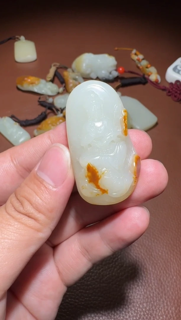 未镶嵌和田玉挂件途**水和田玉